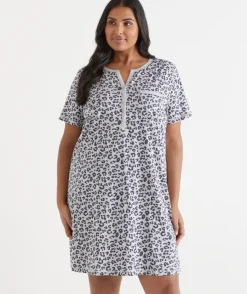 Animal Print Short Sleeve Nightie