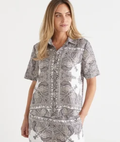 Bandana Print Short Sleeve Linen Shirt