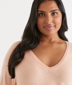 Curved Hem V Neck Jumper