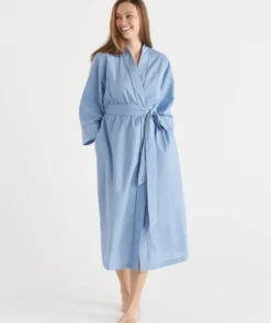 Flock Spot Robe
