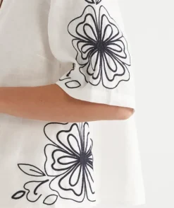 Floral Embroidered Short Sleeve Shirt - White