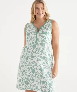 Floral Pattern Sleeveless Nightie