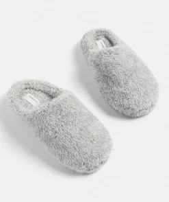 Fluffy Slipper