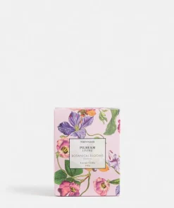 Gardenia Scented Candle