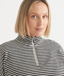 Lightweight Quarter-Zip Jumper - Black Stripe