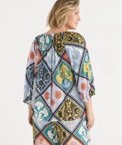 Mosaic Print 3/4 Sleeve Blouse