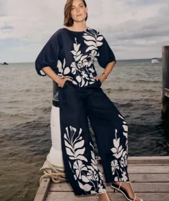 Palm Print 3/4 Sleeve Top - Midnight