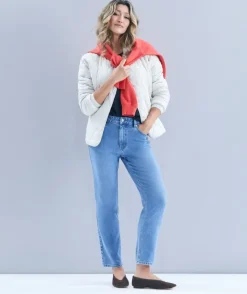Relaxed Jean - Mid Wash