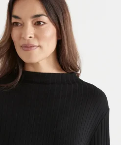 Rib Step Hem Top