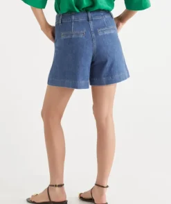 Slant Pocket Denim Short - Mid Wash