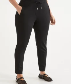 Textured Tapered Leg Jogger