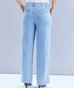 Wide Leg Jean - Light Wash